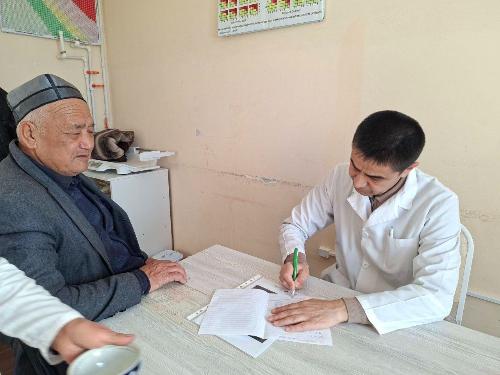 “Obod mahalla – obod ko‘cha – obod xonadon” tamoyili asosida Ohangaron tumanida tashkil etilgan bepul tibbiy ko‘rikda ishtirok etishdi.