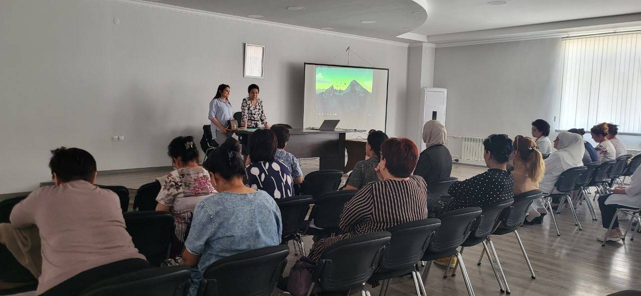 Выезд специалистов центра в Янгиюльский район