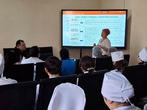 On January 13, 2026, medical staff of the 14th, 16th, and 17th SPs of the Almazar district of Tashkent were given a lecture by an endocrinologist from the Tashkent branch.