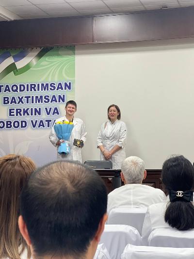 For human dignity! Uzbekov Rustam Komilovich, doctoral student of RSNPMCE acad.im E.H.Turakulov defended his doctoral dissertation (PhD) in the specialty of endocrinology on “Diagnosis and treatment of atypical primary hyperparathyroidism”.