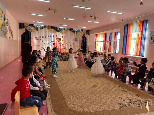 “Эндокринология хизматини такомиллаштириш ва кўламини кенгайтириш чора-тадбирлари тўғрисида” - 2022-йил 11-ноябр куни Навоий вилояти Кармана туманида (№1 болалар боғчаси, №5 мактаб) 