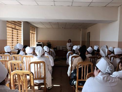 Curators of districts in the city of Tashkent underwent training in patient routing for 6 endocrine nosologies and received instructor certificates upon completion of the training.