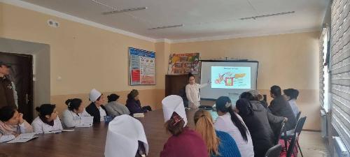 Toshkent viloyati Endokrinologiya dispanserining shaxar tumanlarga biriktirilgan kurator shifokorlari tomonidan joylarga chiqilib, endokrin xizmat faoliyati o‘rganilmokda va amaliy yordam ko‘rsatilmoqda