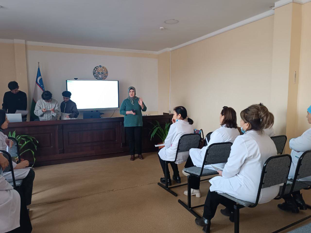 13.11.2025 г. Врач-эндокринолог Ташкентского городского филиала РСНПМЦЭ имени академика Ё.Х.Туракулова М.И.Алимова, куратор Мирзо-Улугбекского района, изучила деятельность МЦП Мирзо-Улугбекского района.