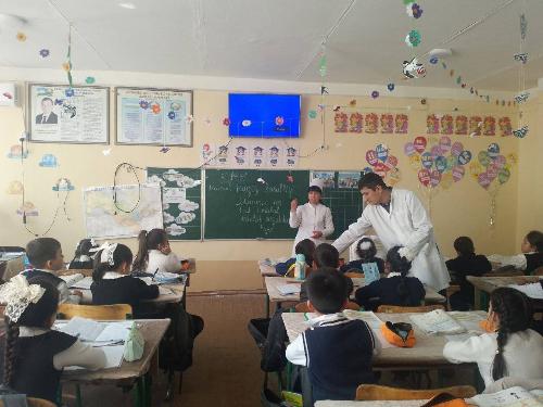 On 27.02.2026, endocrinologist S.T. Khakberdiev conducted a medical examination of students of the 21st comprehensive secondary school of the Taylok district.