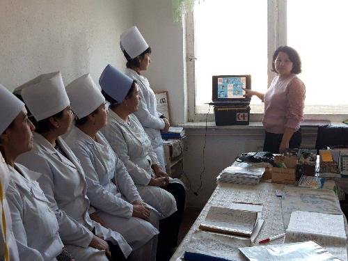 Seminar for primary health care nurses held in Gijduvan district health center