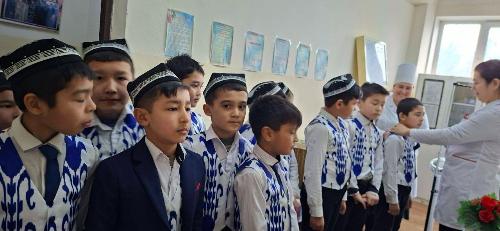 РИЭИАТМНФ кураторлари Наманган ТТБ ва Уйчи ТТБ да булиб УАШ ларни 6та касалликлар нозологияси буйича амалиётга тадбик килиниши 